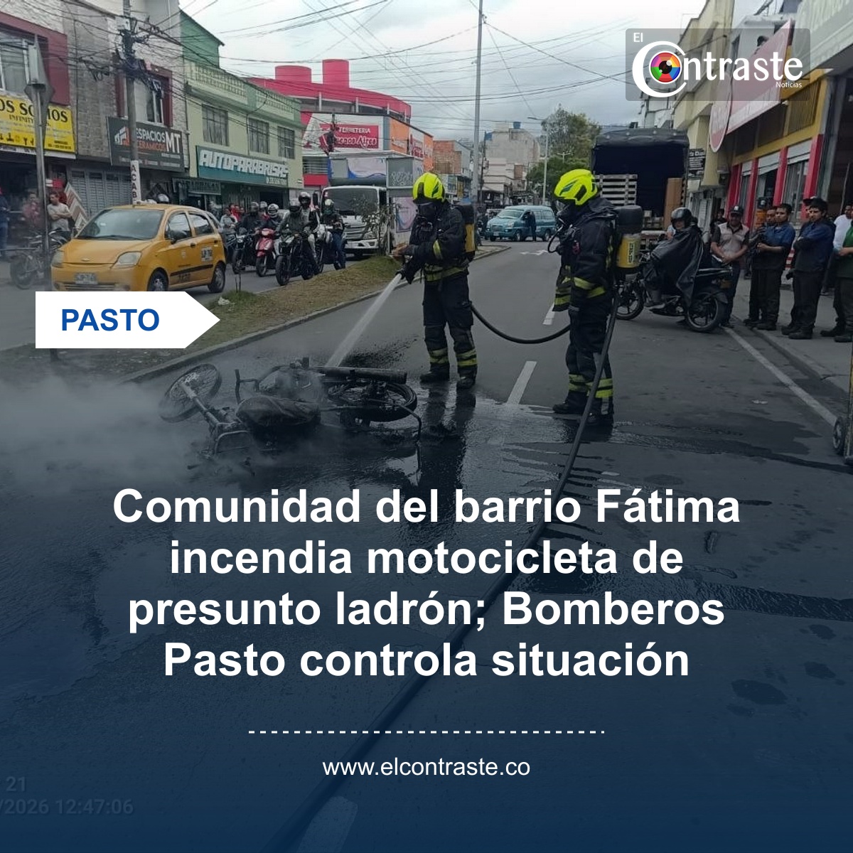 Comunidad del barrio Fátima incendia motocicleta de presunto ladrón; Bomberos Pasto controla situación